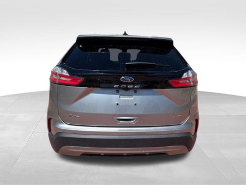 Certified 2024 Ford Edge SEL AWD/4WD image 8