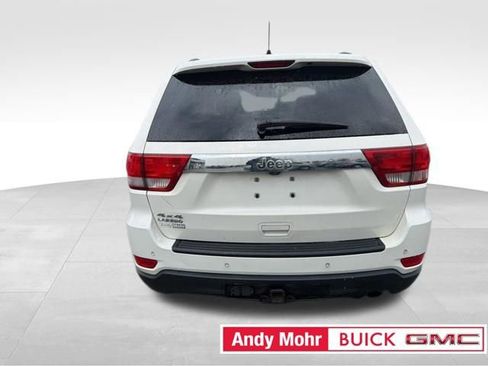 Used 2011 Jeep Grand Cherokee Laredo AWD/4WD image 11