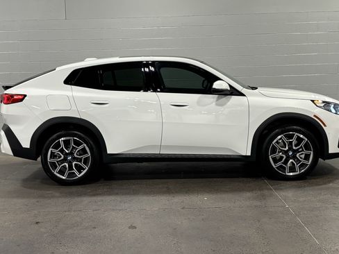 New 2026 BMW X2 xDrive28i w/ Technology Package AWD/4WD image 14