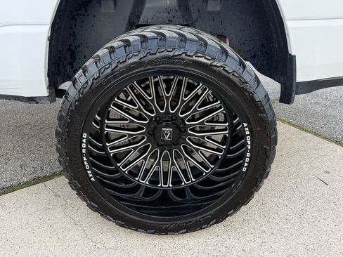 Used 2019 RAM 1500 Big Horn image 9