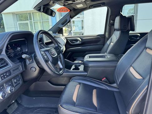Used 2023 GMC Yukon XL AT4 w/ Max Trailering Package AWD/4WD image 18