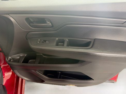 Used 2025 Honda Odyssey Sport-L image 33