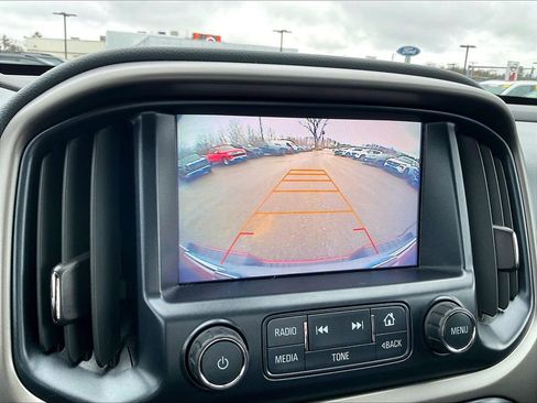 Used 2017 Chevrolet Colorado Z71 image 18