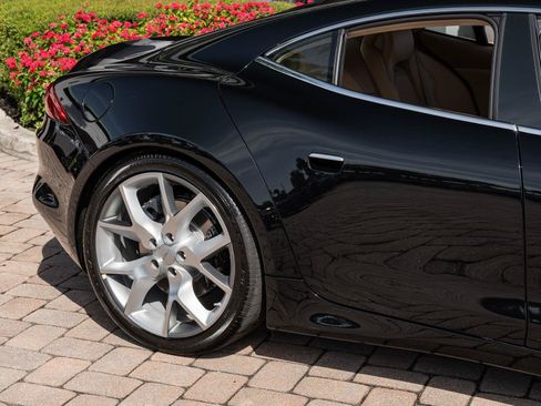 New 2025 Karma Revero Luxury RWD image 16