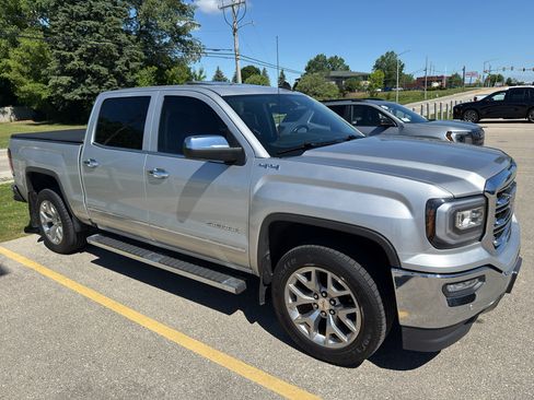 Used 2018 GMC Sierra 1500 SLT AWD/4WD image 2