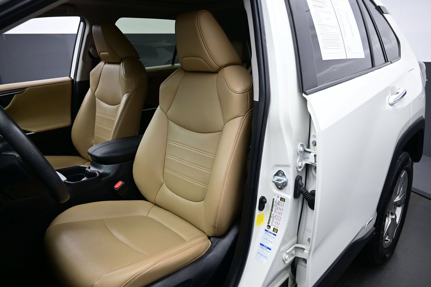 Used 2021 Toyota RAV4 Limited AWD/4WD image 12