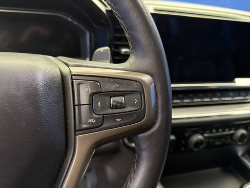 Used 2023 Chevrolet Silverado 1500 High Country w/ Technology Package image 19