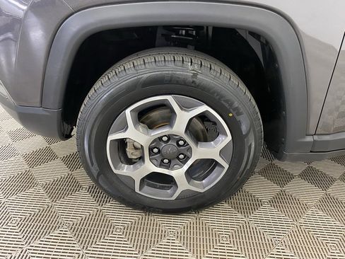 Used 2022 Jeep Compass Trailhawk w/ Trailhawk Convenience Group image 6