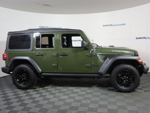 Used 2021 Jeep Wrangler Unlimited Sport image 4