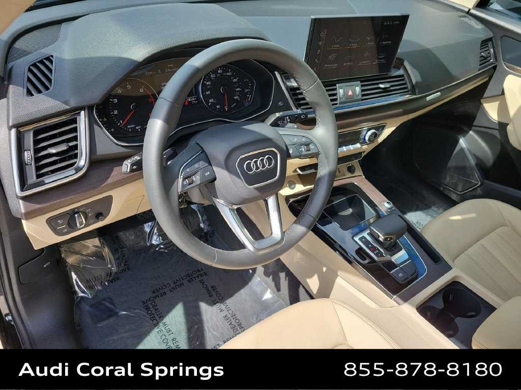 Certified 2024 Audi Q5 2.0T Premium w/ Convenience Package AWD/4WD image 10