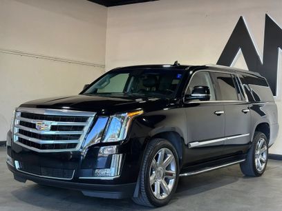 Used 2019 Cadillac Escalade ESV Luxury