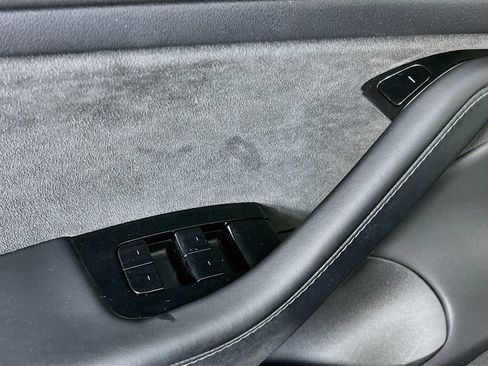 Used 2019 Tesla Model 3 Long Range AWD/4WD image 23
