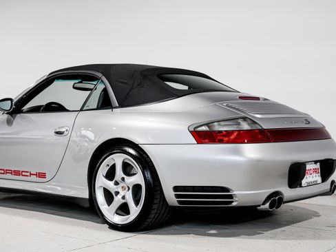 Used 2004 Porsche 911 Carrera 4S image 36