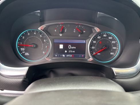 Used 2024 Chevrolet Traverse RS AWD/4WD image 29