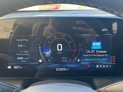 Used 2025 Chevrolet Equinox LT image 40