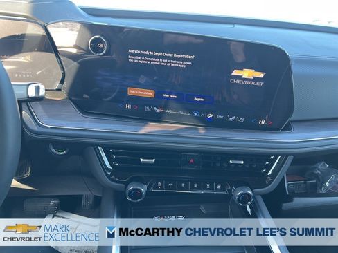 New 2026 Chevrolet Suburban Premier image 35