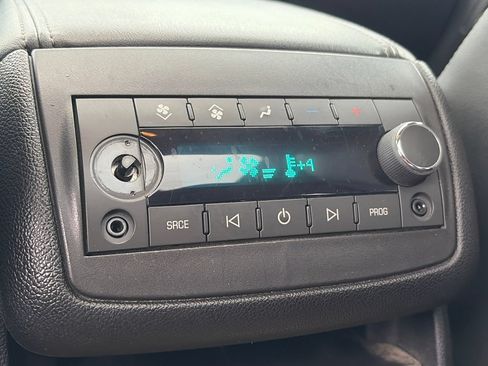 Used 2017 Buick Enclave Premium w/ Experience Buick Package AWD/4WD image 12