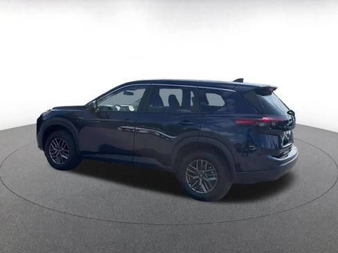 Used 2026 Nissan Rogue SV FWD image 10