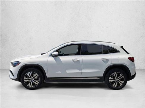 Used 2026 Mercedes-Benz GLA 250 4MATIC image 5