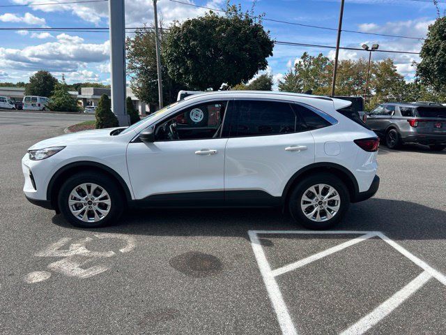 Used 2023 Ford Escape Active AWD/4WD image 4