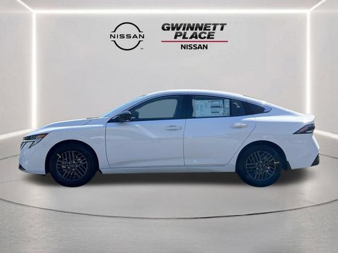 New 2026 Nissan Sentra SV w/ SV Convenience Package FWD image 21