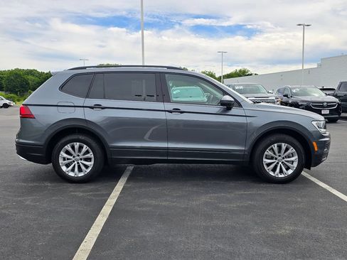 Used 2019 Volkswagen Tiguan S w/ Driver Assistance Package FWD image 7