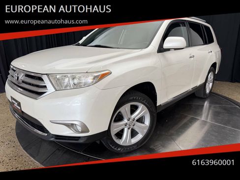 Used 2013 Toyota Highlander Limited AWD/4WD image 1