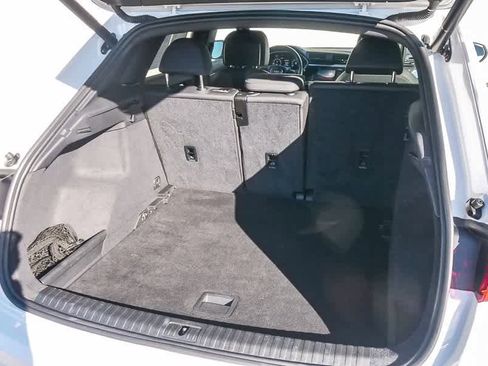 Used 2020 Audi Q3 2.0T Premium w/ Convenience Package image 24