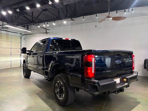 Used 2024 Ford F250 Lariat w/ Lariat Ultimate Package AWD/4WD image 6
