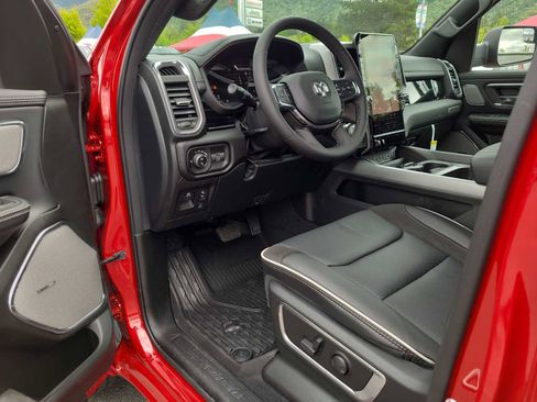 New 2026 RAM 1500 Laramie AWD/4WD image 10
