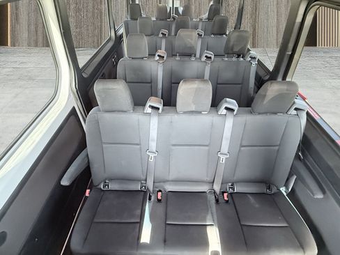 Used 2025 Mercedes-Benz Sprinter 2500 image 38