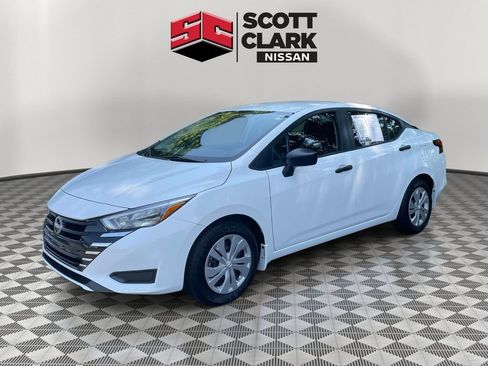 Used 2025 Nissan Versa S w/ Trunk Package FWD image 3