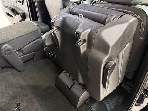 Used 2018 Chevrolet Tahoe LT RWD image 26