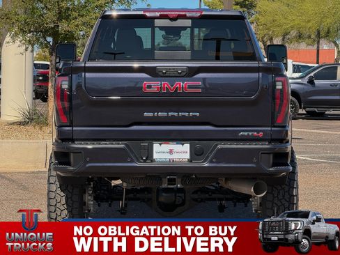 Used 2025 GMC Sierra 2500 AT4 w/ AT4 Premium Plus Package image 9