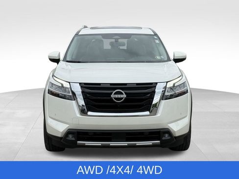 Used 2022 Nissan Pathfinder Platinum w/ Cargo Package AWD/4WD image 12