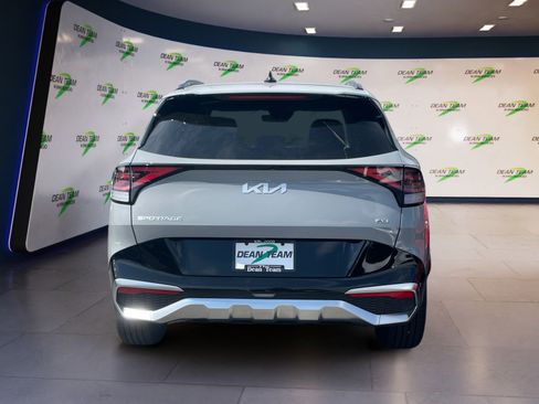 Used 2025 Kia Sportage SX image 8