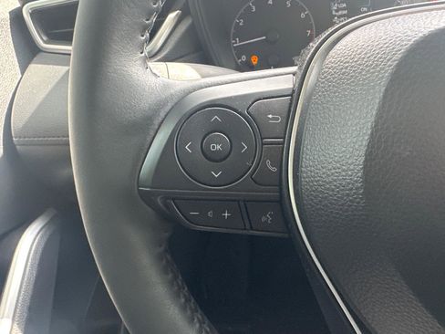 Used 2024 Toyota Corolla Cross LE AWD/4WD image 19