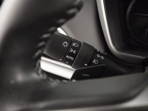 Used 2023 Subaru Outback Touring AWD/4WD image 19