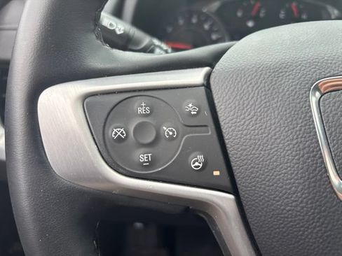 Used 2023 GMC Terrain SLT w/ LPO, Floor Liner Package FWD image 20