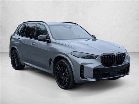 Used 2025 BMW X5 M60i AWD/4WD image 3