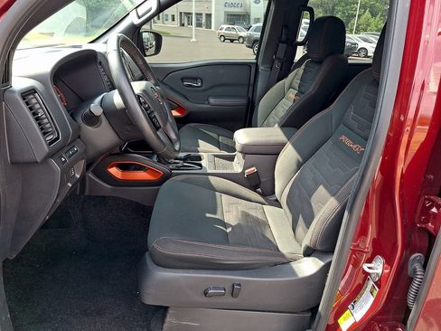 Used 2022 Nissan Frontier PRO-4X AWD/4WD image 14