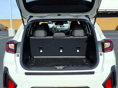 Used 2024 Subaru Crosstrek 2.0i Premium image 17