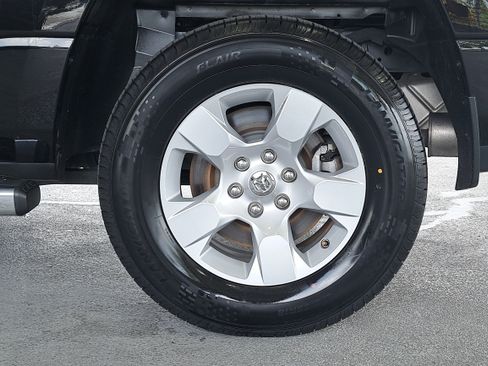 Used 2023 RAM 1500 Big Horn RWD image 5