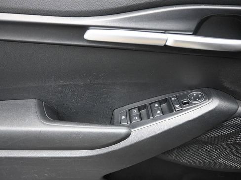 Used 2022 Kia Seltos LX image 18