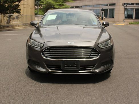 Used 2014 Ford Fusion S FWD image 3