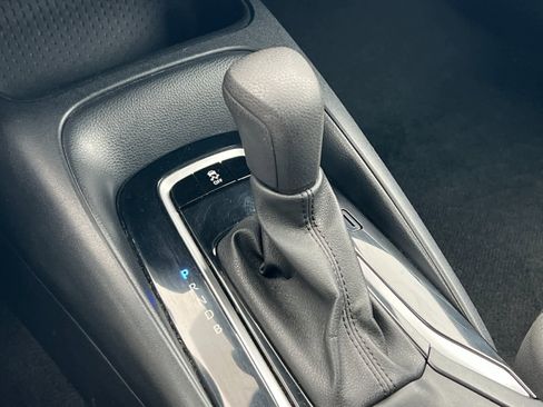 Used 2023 Toyota Corolla LE image 20