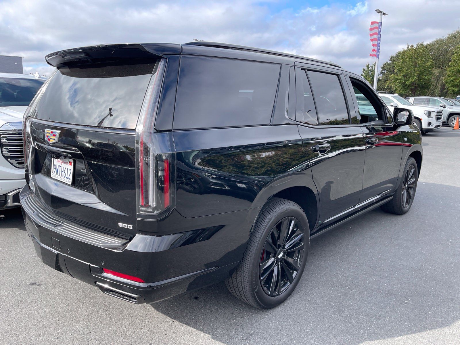 Used 2026 Cadillac Escalade Sport w/ Touring Package AWD/4WD image 2