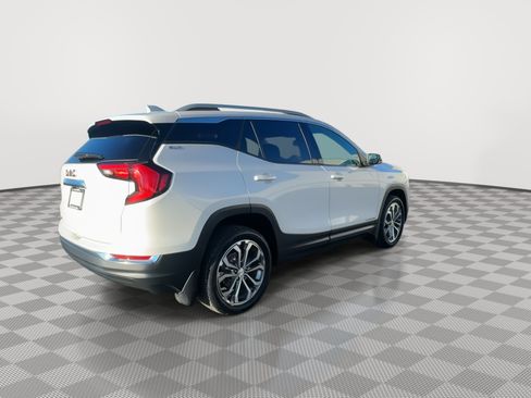 Certified 2021 GMC Terrain SLT image 8