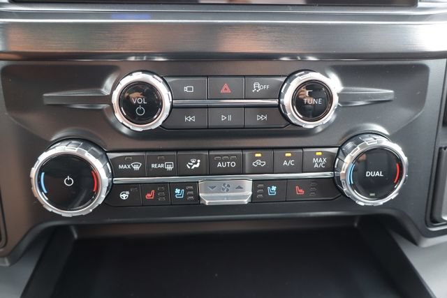 New 2026 Ford F350 Lariat w/ Lariat Premium Package AWD/4WD image 16