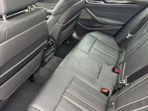 Used 2023 BMW M550i xDrive image 5